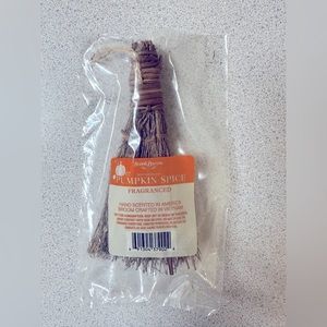 Pumpkin spice decor @ 6 inch